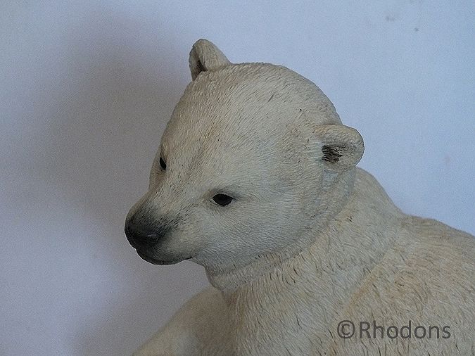 Country Artists Polar Bear Cub Figure - Catalogue # 02750