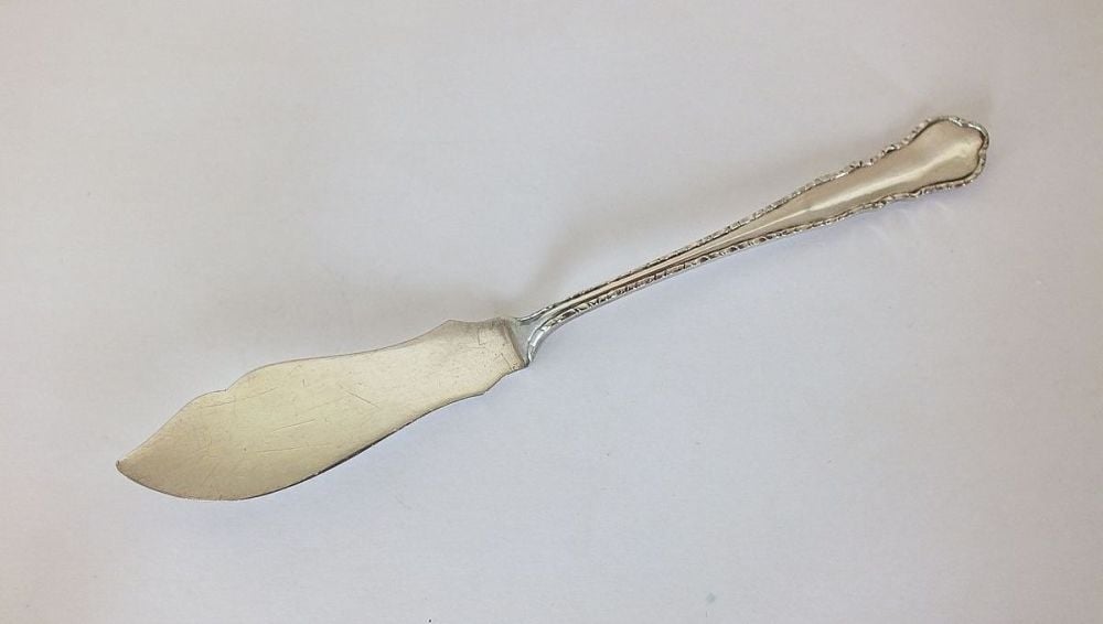 Antique Butter Knife, William Hutton & Sons Sheffield
