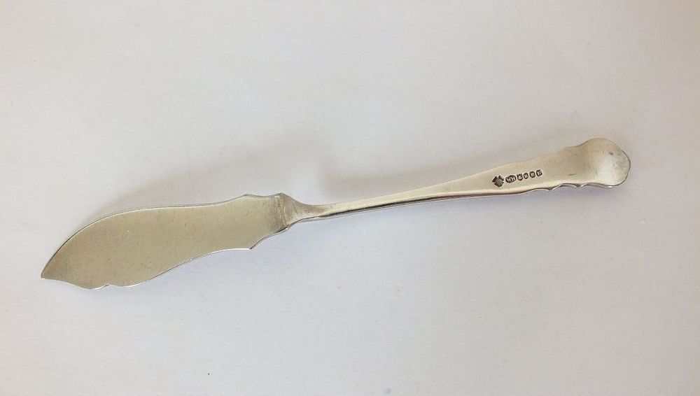 Butter Knife- William Hutton & Sons Sheffield-Early 1900s Antique