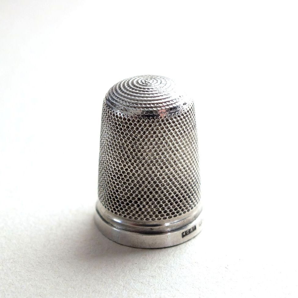 Hallmarked Sterling Silver Sewing Thimble By Griffith, Size 15