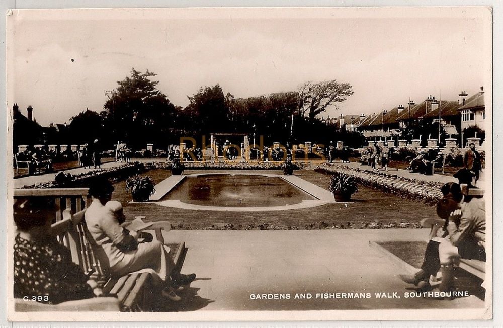 Gardens and Fishermans Walk, Southbourne, Dorset.1940s Real Photo Postcard