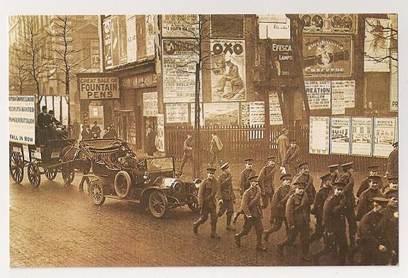 The Great War: London 1915. Nostalgia Reproduction Postcard