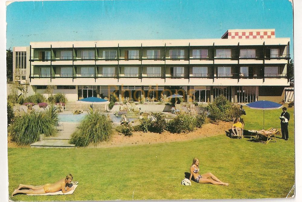 Channel Islands: Jersey. Atlantic Hotel, La Pulente, St Brelade, Colour Pos