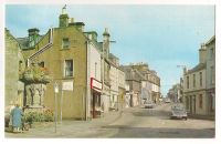 Kinross, Perthshire - The High Street Looking North - 1970s Photo Postcard
