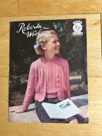 Robin Knitting Pattern For Girl's Twin Set - No 375. Circa 1950s