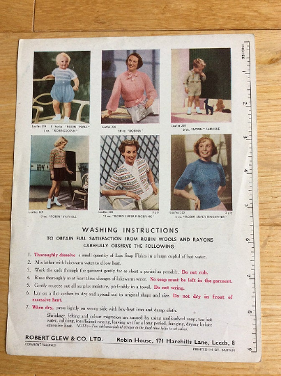 Robin Knitting Pattern For Girl's Twin Set - No 375. Circa 1950s