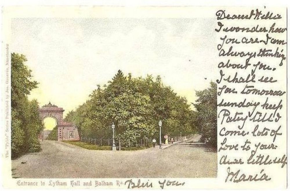 Lancashire: Entrance To Lytham Hall And Balham Road, Lytham, Lancs. Early 1900s UDB Postcard