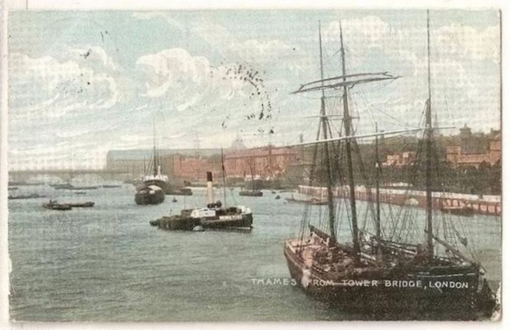 London: The Thames From Tower Bridge, London. Circa 1904 Postcard