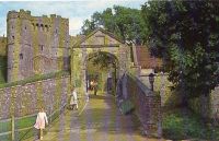 Isle of Wight, Carisbrooke Castle - W J Nigh & Sons Colour Postcard