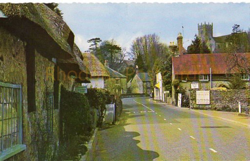 Isle of Wight, Godshill, Colour Postcard