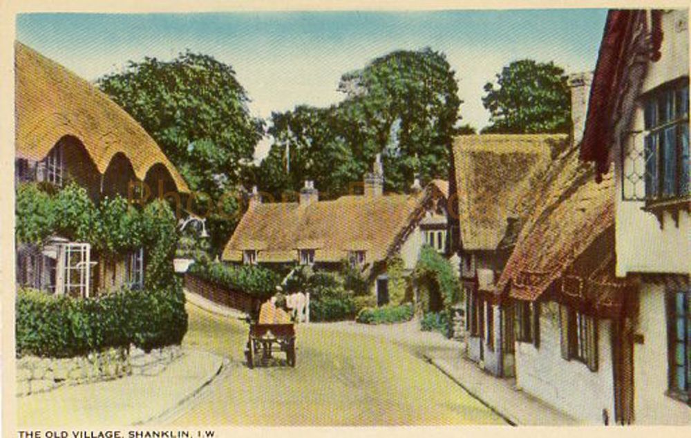 Isle of Wight: The Old Village Shanklin, IOW.  W J Nigh & Sons Postcard