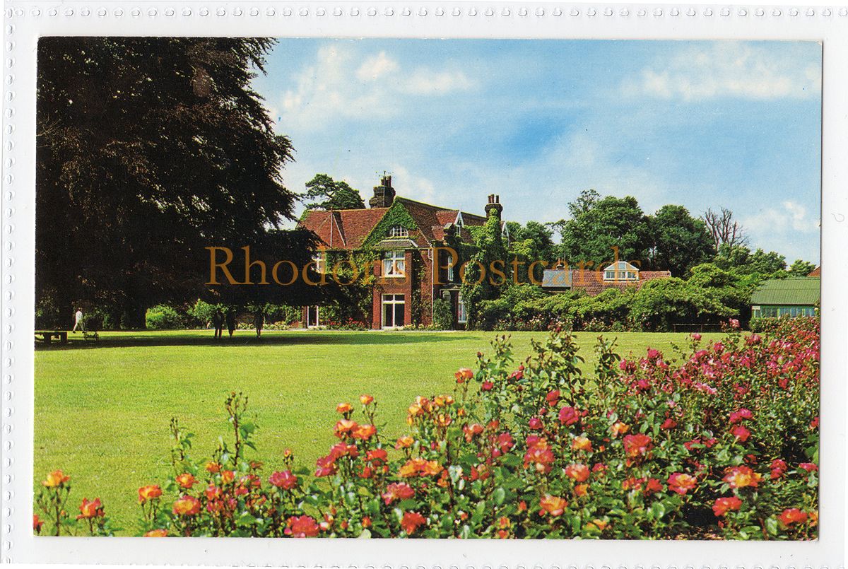 Essex Postcards-The Old Siege House, East Street, Colchester