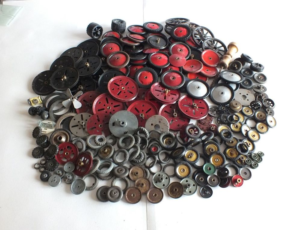 Meccano Lot #1-Pulleys, Road Wheels, Spoked / Flanged Wheels etc