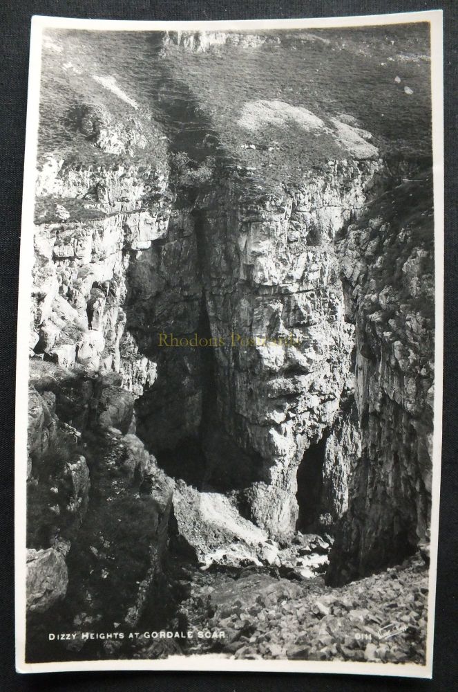 Yorkshire - Dizzy Heights At Gordale Scar, North Yorkshire - Real Photo Postcard
