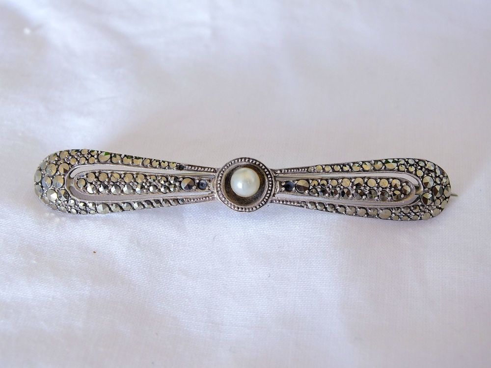 Large 935 Silver Back Pin Brooch - Art Deco Marcasites & Pearl