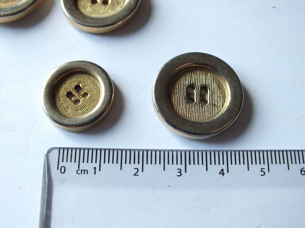 Gilt Metal Blazer Buttons 22mm x8 (Plus 17 mm x1)
