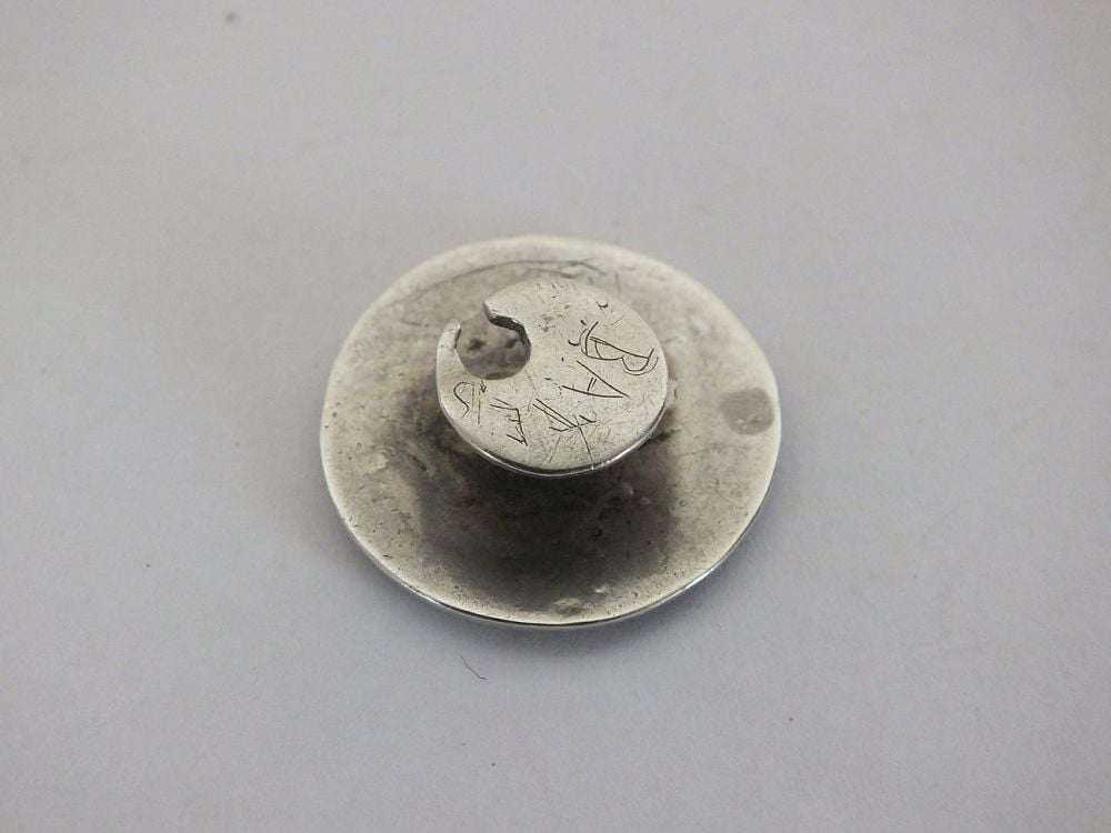 Vintage Lapel Buttonhole Brooch-Silvertone Niello Metal