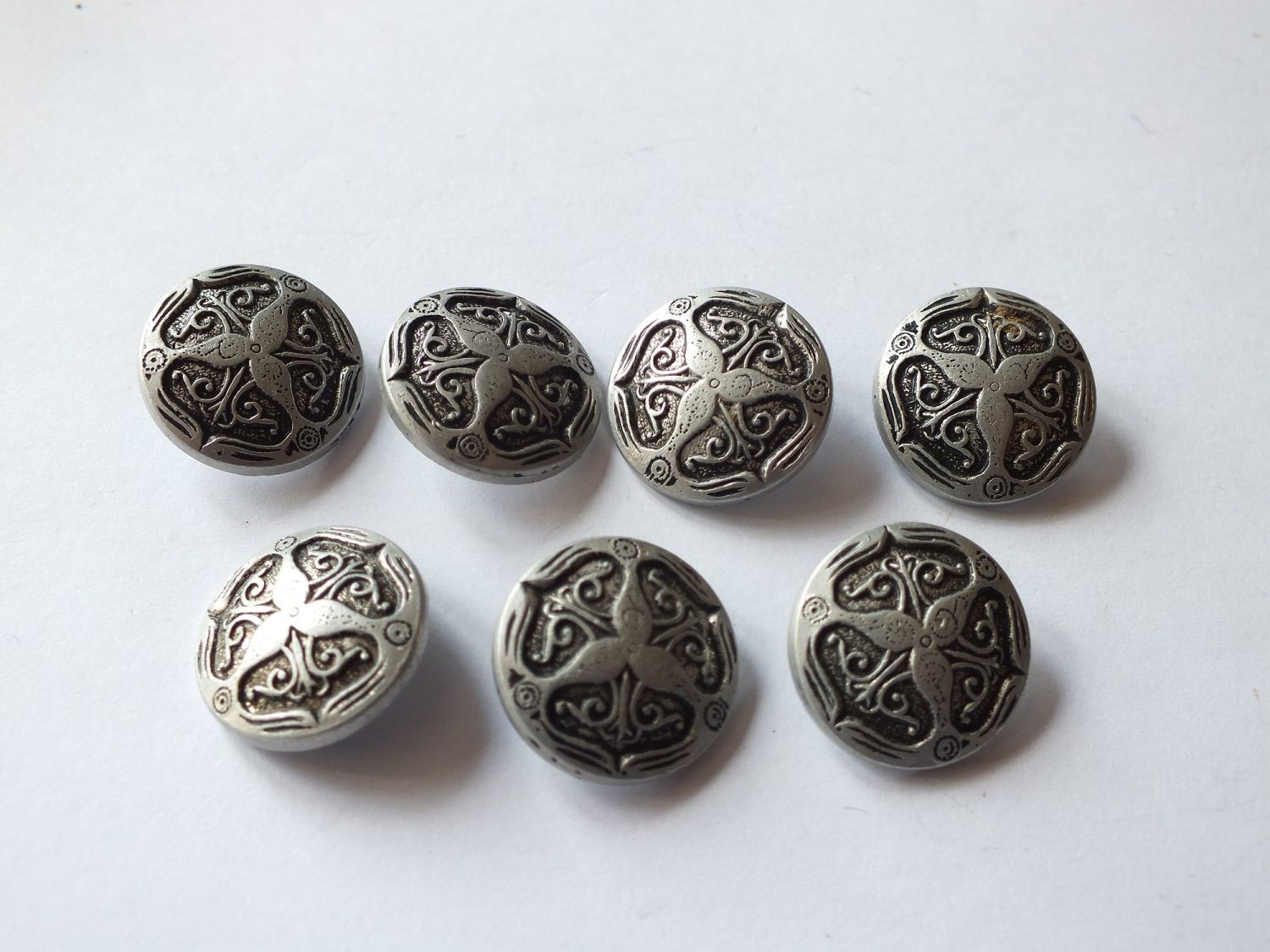 20mm 21mm Diameter Buttons Rhodons Collectables Shop Antiques