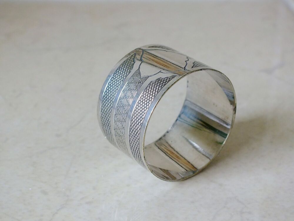 Antique Napkin Ring-Engine Turned Decoration-Vacant Monogram Cartouche-Silver Plate-Early To Mid 1900s