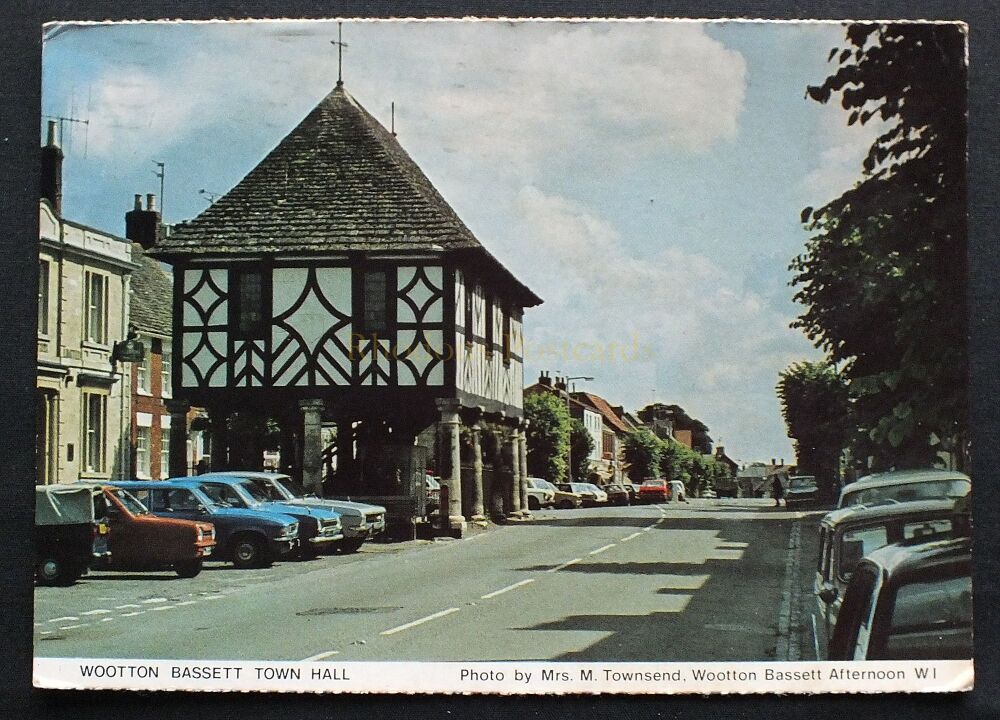 Wootton Bassett Town Hall-Circa 1980s Photo Postcard