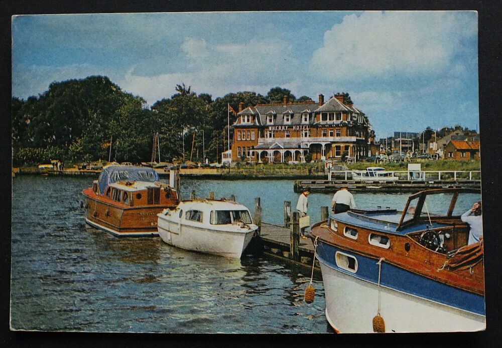 Wherry Hotel And Oulton Broad Yacht Station, Norfolk- J Arthur Dixon Postcard