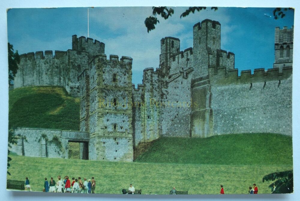 Arundel Castle-The Keep, Drawbridge and Barbican Towers Postcard