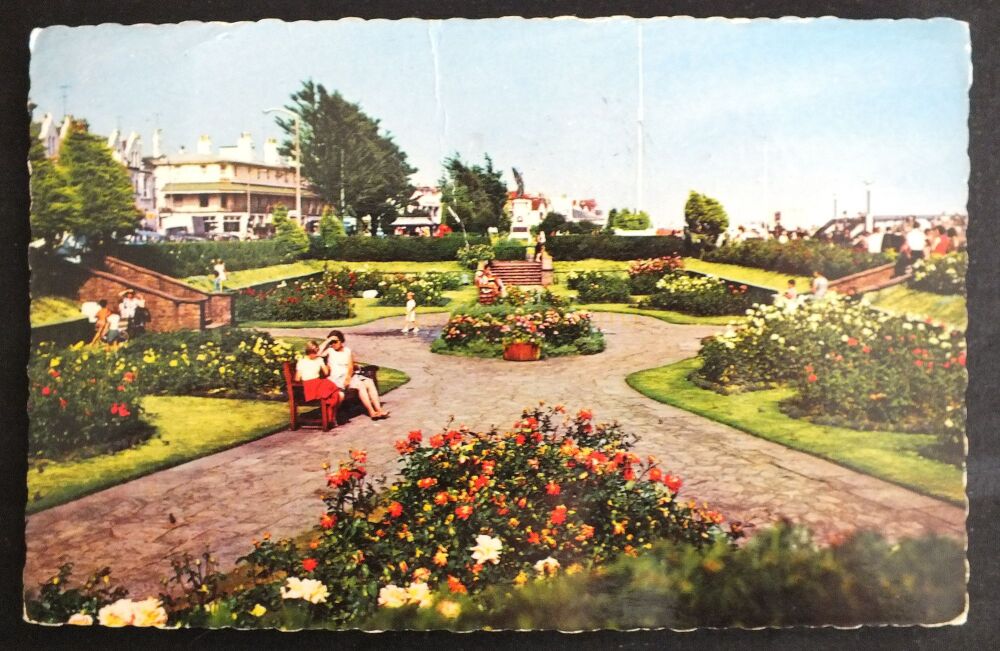 The Sunken Gardens, Clacton on Sea Essex-1960s Postcard