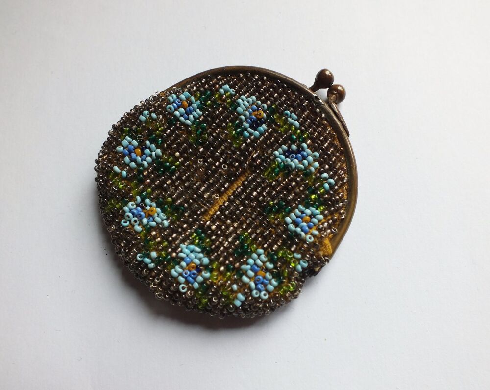 Small Beaded Coin Purse-Victorian-Early 20th Century Vintage