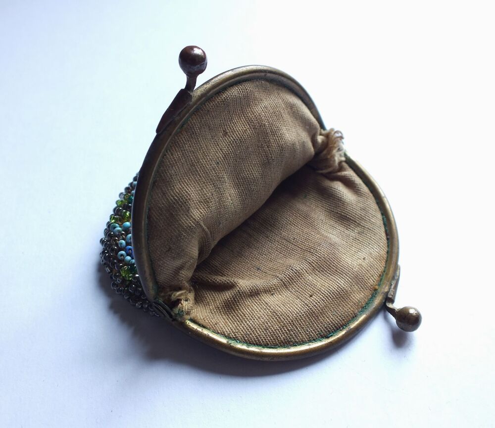 Small Beaded Coin Purse-Victorian-Early 20th Century Vintage