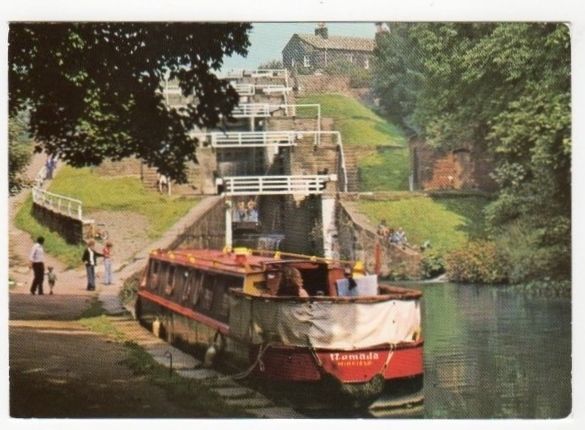 Bingley-Leeds/Liverpool Canal View-Canal Series D.232-E T W Dennis Postcard