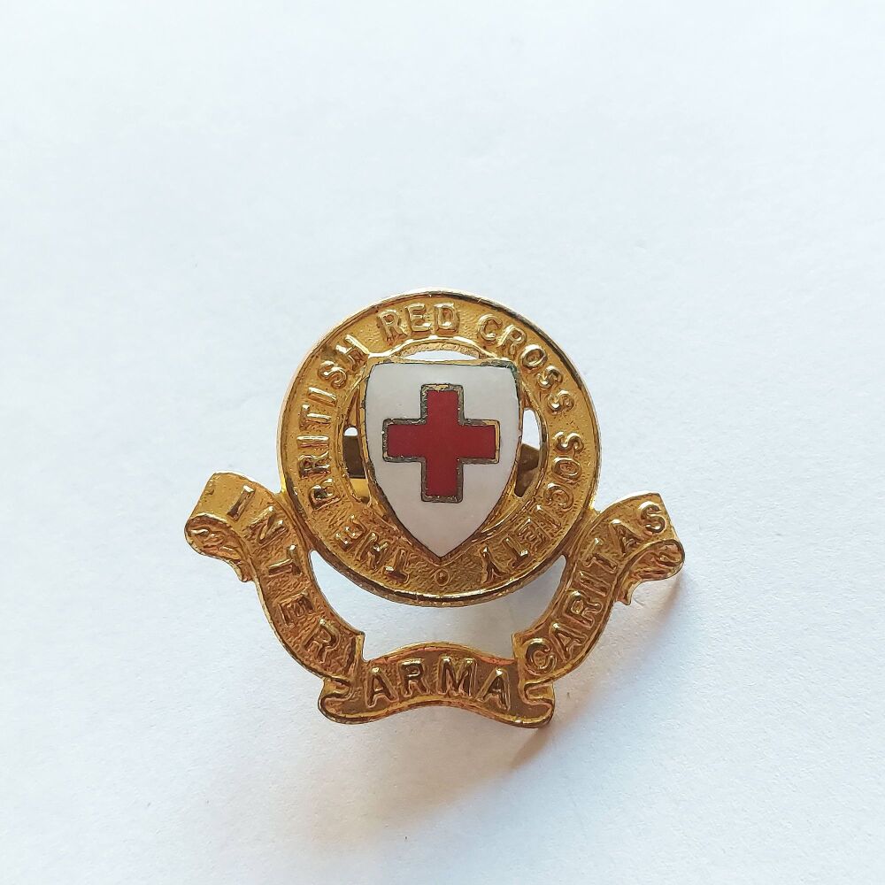 British Red Cross Society Gilt & Enamel Hat Badge