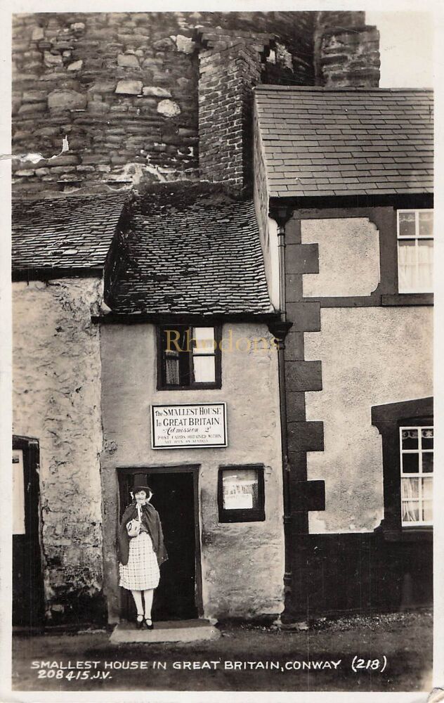 Genealogy Research Postcard - Mrs F RHODES, Scholes Nr Leeds August 1933