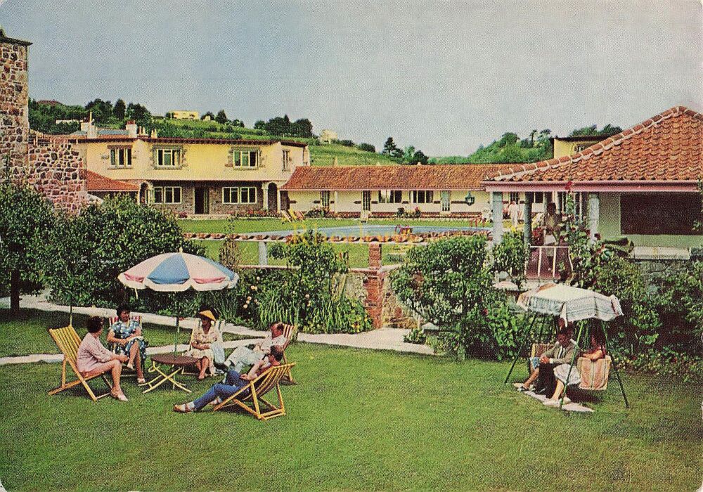 The Piazza Bungalow Hotel, L'Hermitage Jersey C I - Real Photo Postcard