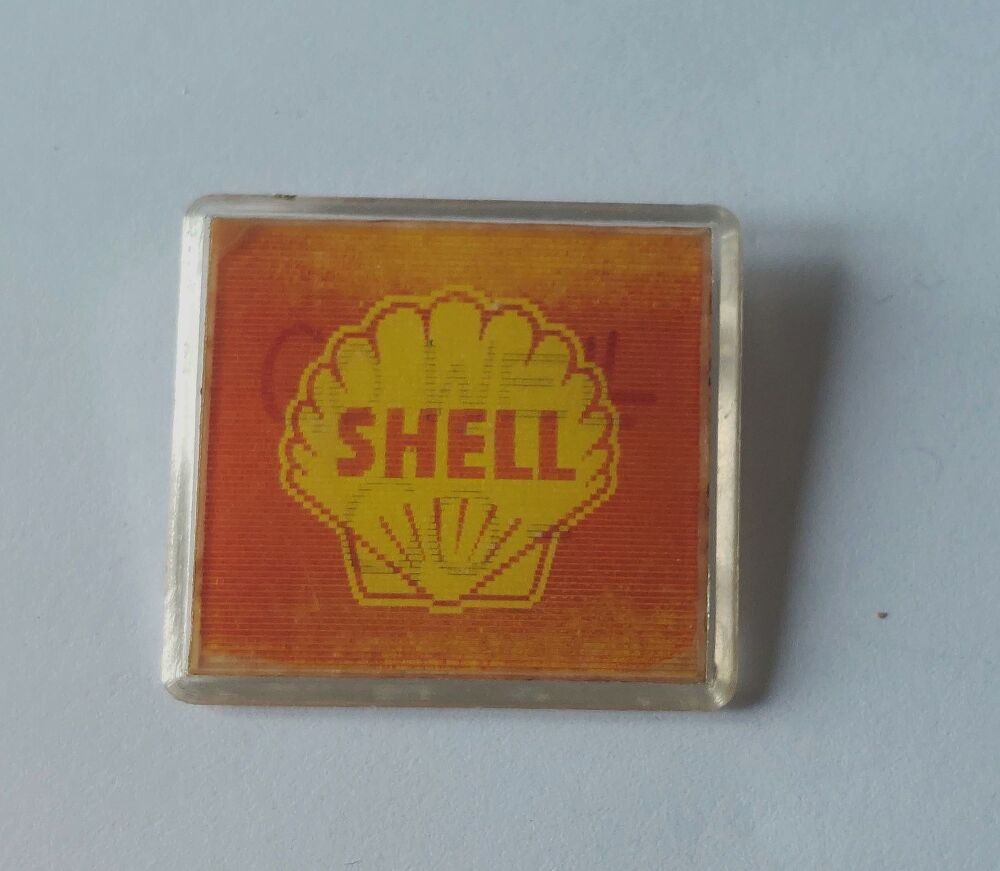 Shell Petrol Lenticular Advertising Badge-Go Well Go Shell