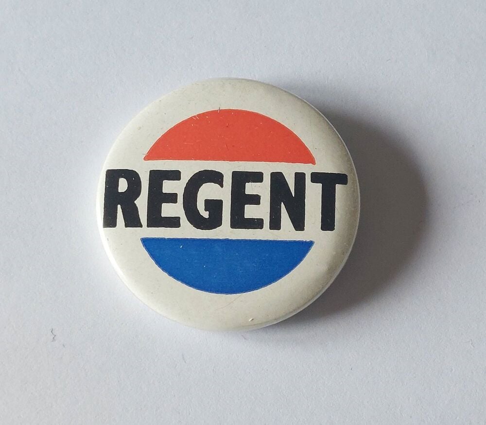 REGENT Petrol/Oil Advertising Promo Pin Badge-Vintage Automobilia Motoring