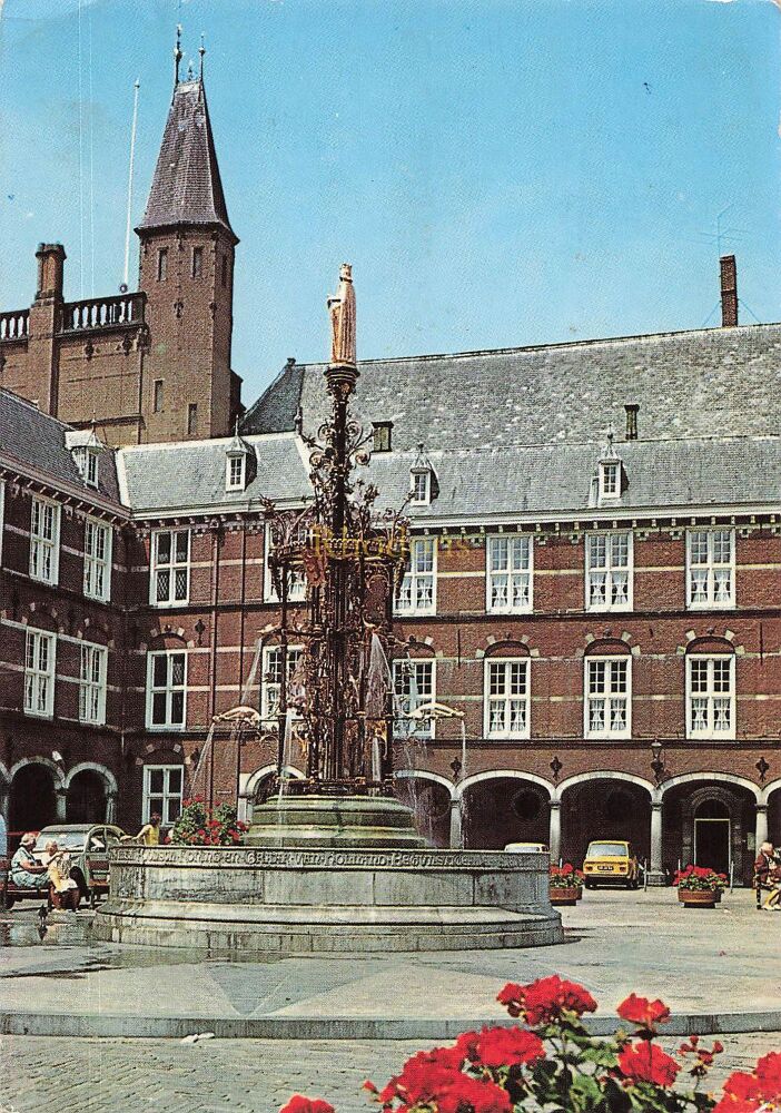 The Hague / Den Haag, Binnenhof, Holland - Photo View Postcard