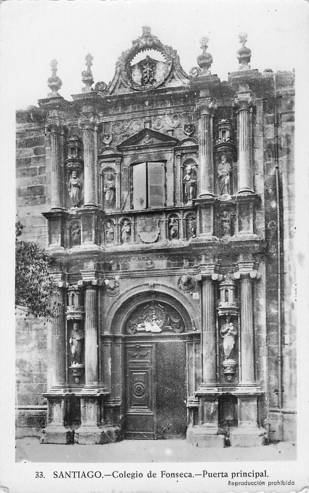 Santiago, Spain-Colegio de Fonseca, Puerto Principal-Photo Postcard