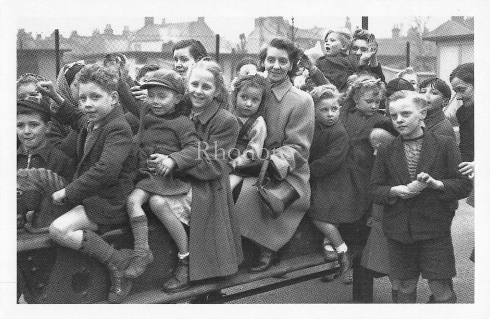 Social History-New Childrens Playground, Camberwell, 1950-From The Nostalgia Postcard Collectors Club 1992 Set #58