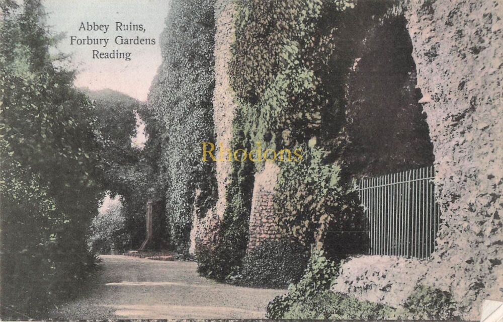 Berkshire Postcard-Abbey Ruins, Forbury Gardens, Reading-Early 1900s