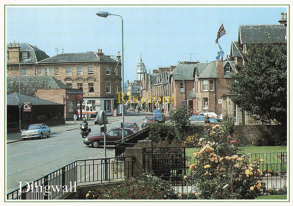 Scotland Postcard-The High Street, Dingwall, Scottish Highlands-Circa 1980s Whiteholme of Dundee PC
