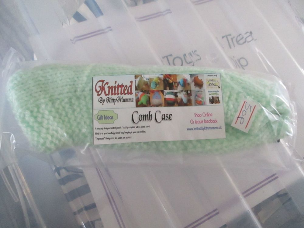 Mint Green Patterned Knitted Comb Case with Comb - Knitted By KittyMumma