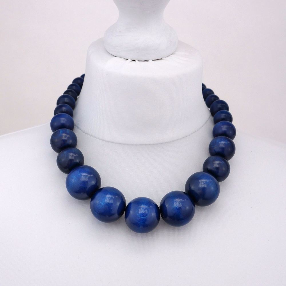 Chunky Navy Blue Necklace | Pica Pica Beads