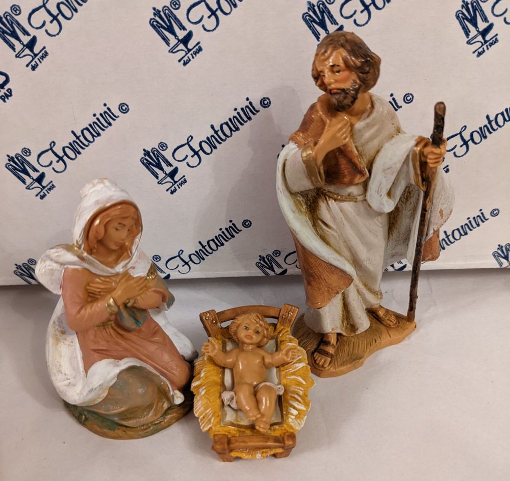 Crib figures, Holy Family Trio (4 pieces)