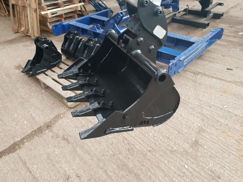 Conventional Digging Buckets (All Sizes)