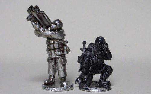 UKSF04 Cold War winter SAS with Stinger and Radio