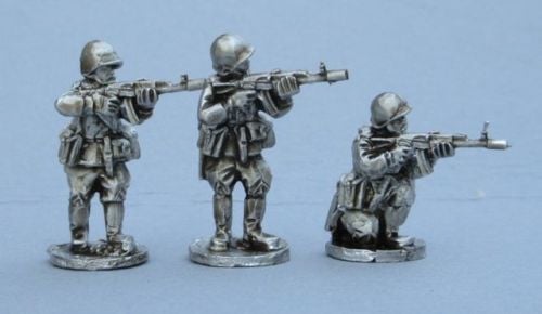 CWR22 Soviet AK74 riflemen skirmishing set B