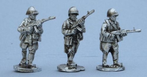 CWR23 Soviet AK74 riflemen advancing set A
