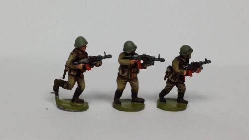 CWR02n Soviet AK74 riflemen with GP30 Grenade Launchers