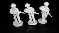 ECB01 Early Cold War British Riflemen with SLRs advancing