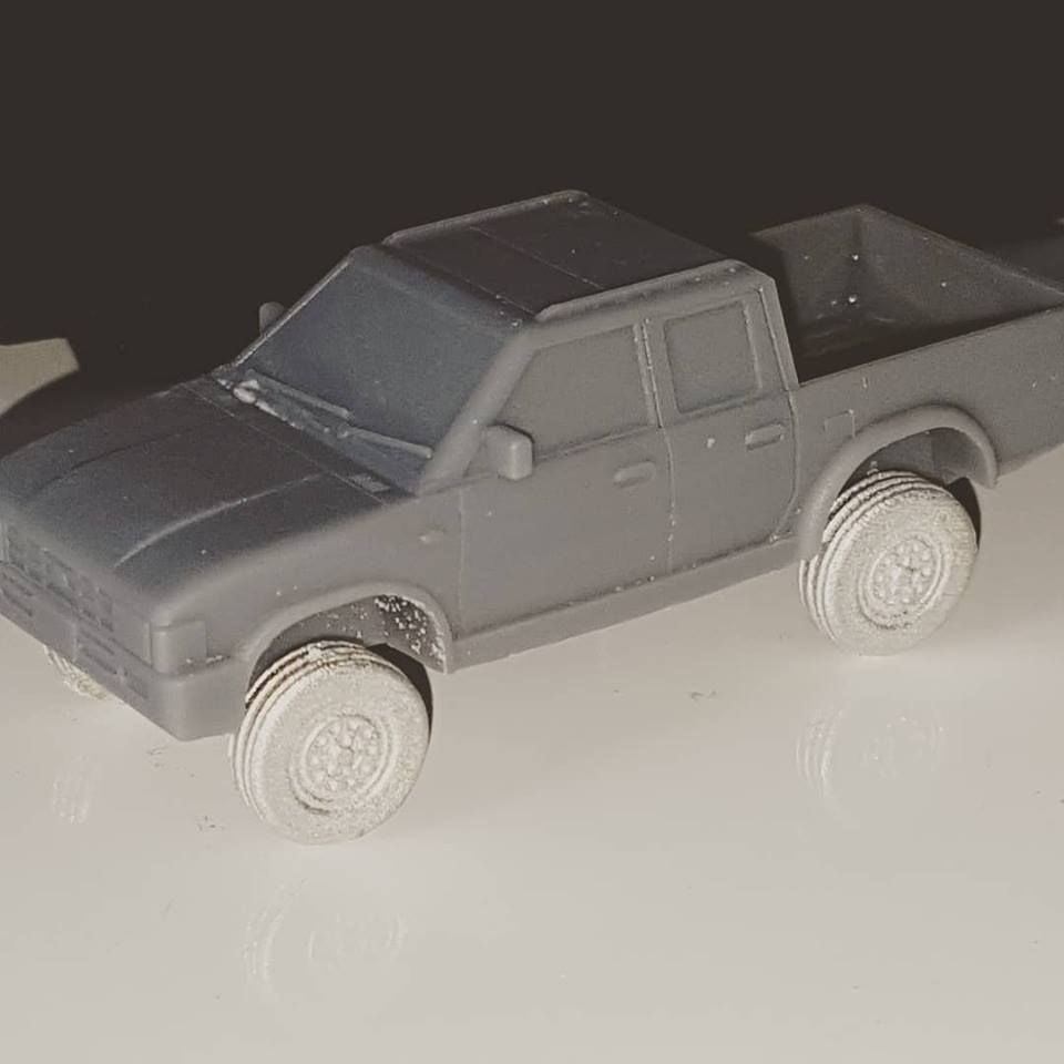 VCV09 Generic 4x4 Pickup truck double cab with road wheels